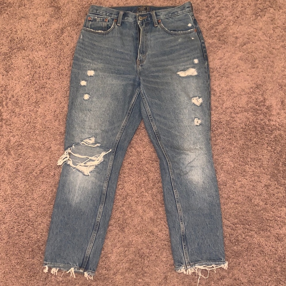 Abercrombie & Fitch Boyfriend Jeans